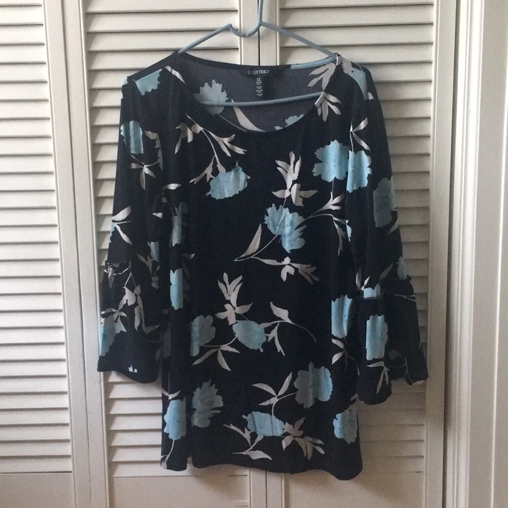 Ellen Tracy wide sleeved black flowered blouse